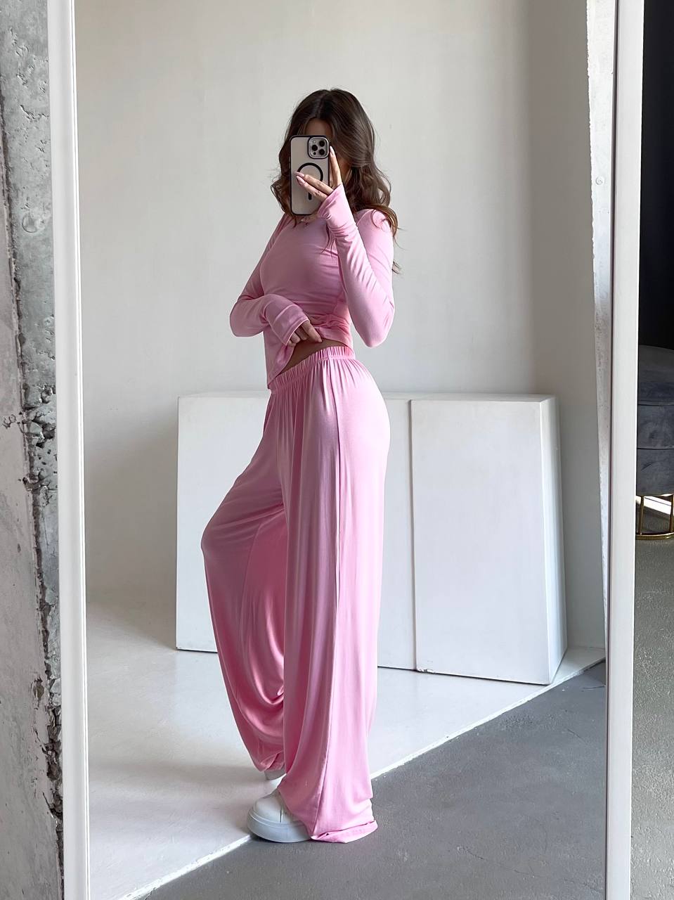 30468381-ed47-11ef-8621-dee18ff4e8c0_1