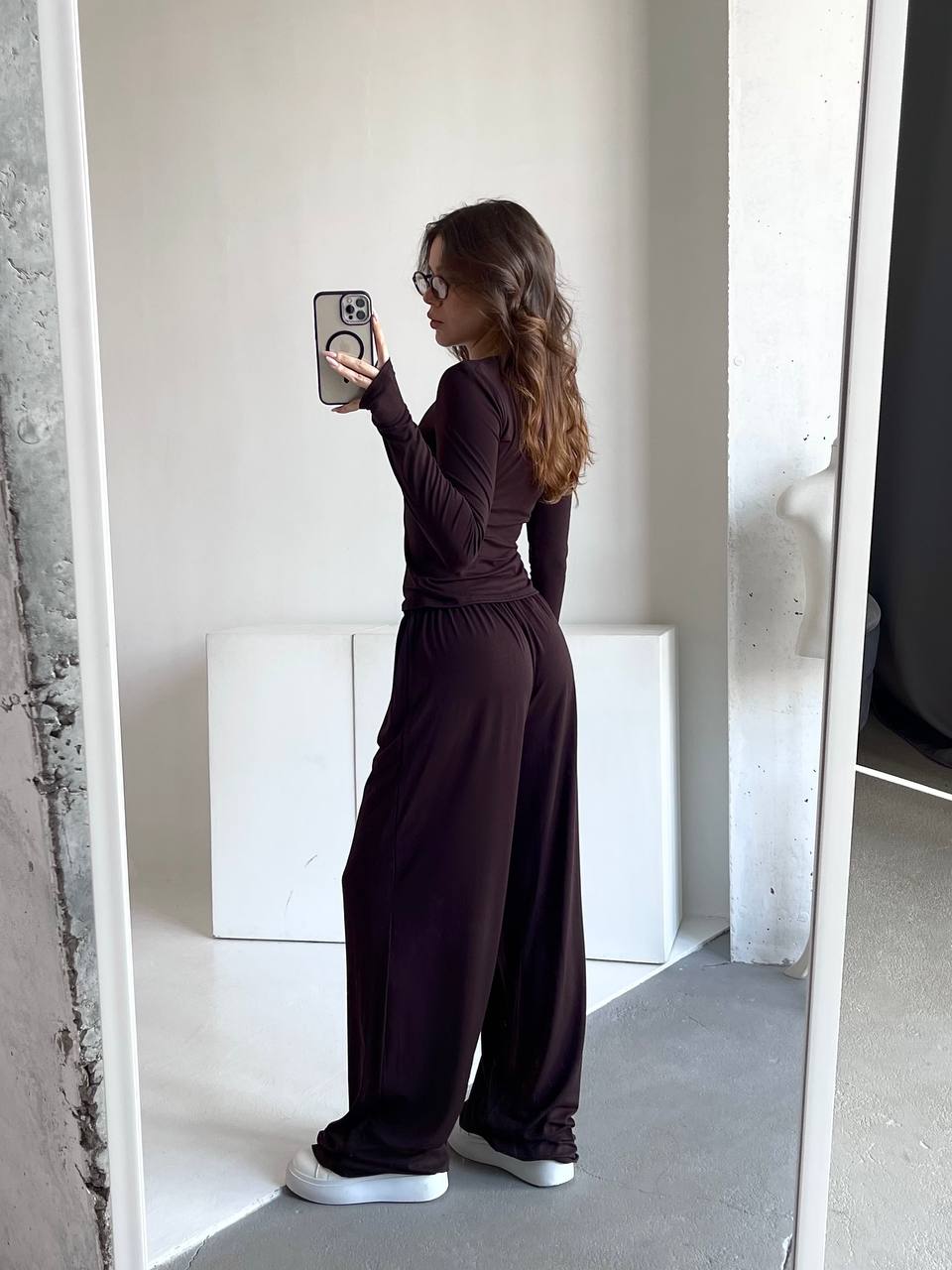 30468389-ed47-11ef-8621-dee18ff4e8c0_2