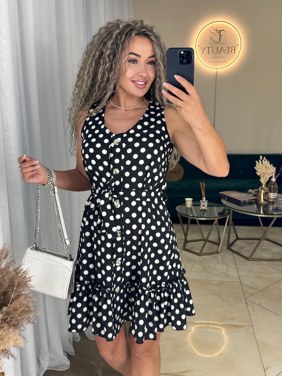 336fddde-38ae-11ef-ad92-166b0be12ee5_1