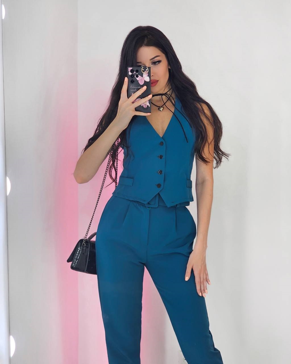 34b958b3-8299-11ef-8620-dee18ff4e8c0_2