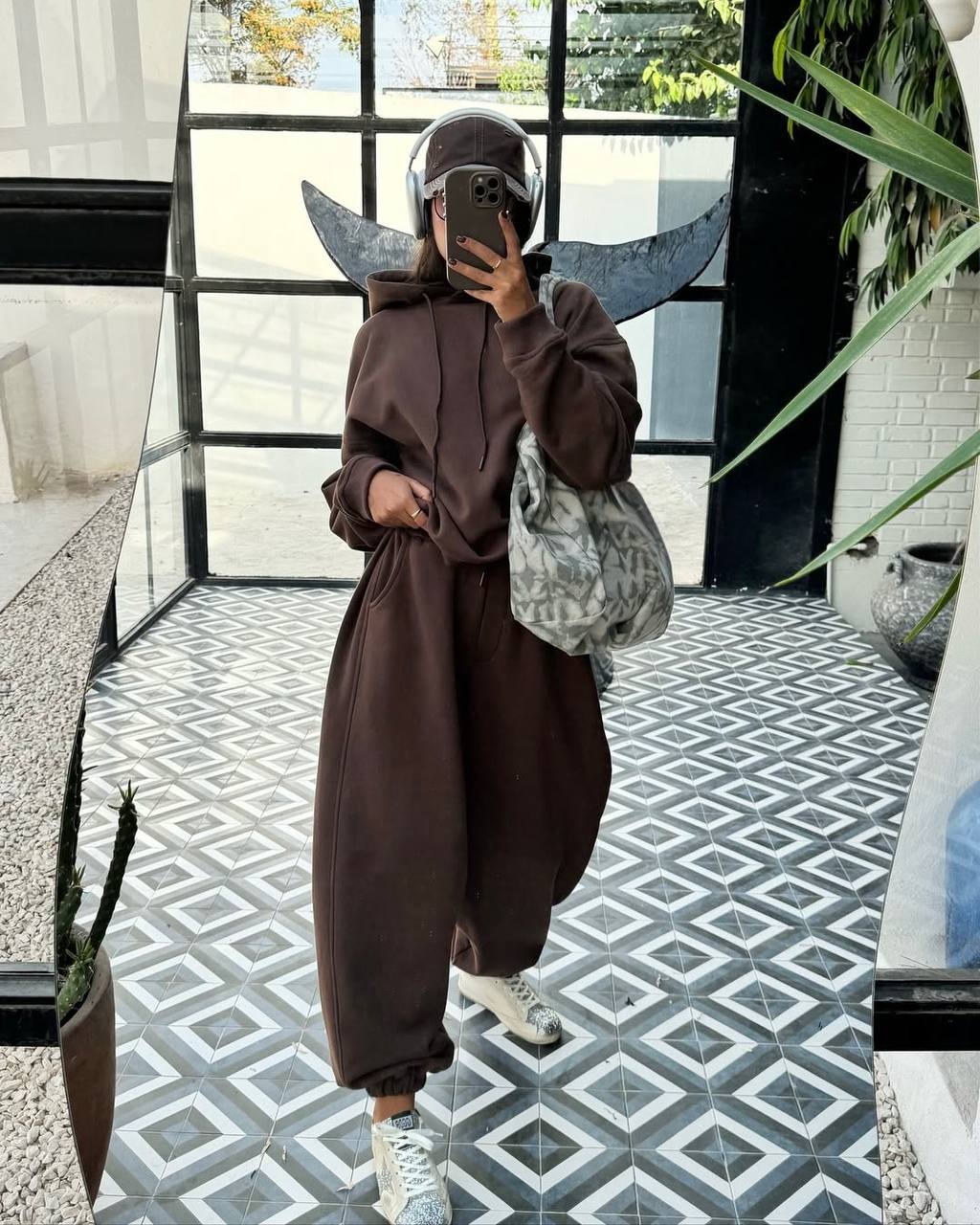 34c9d88a-8a6f-11f0-8624-dee18ff4e8c0_1