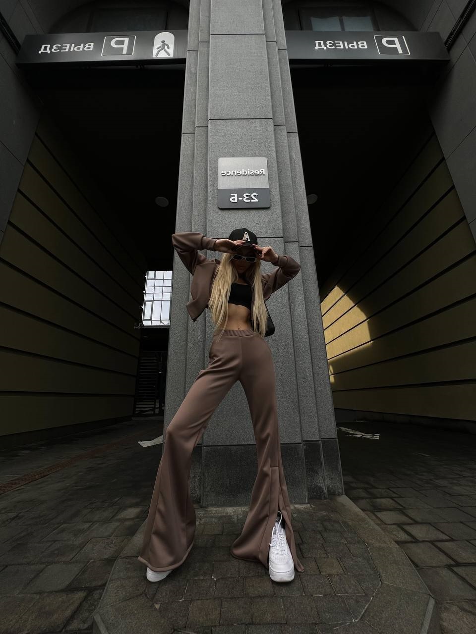 34e2ae50-e2f4-11ee-ad53-166b0be12ee5_2