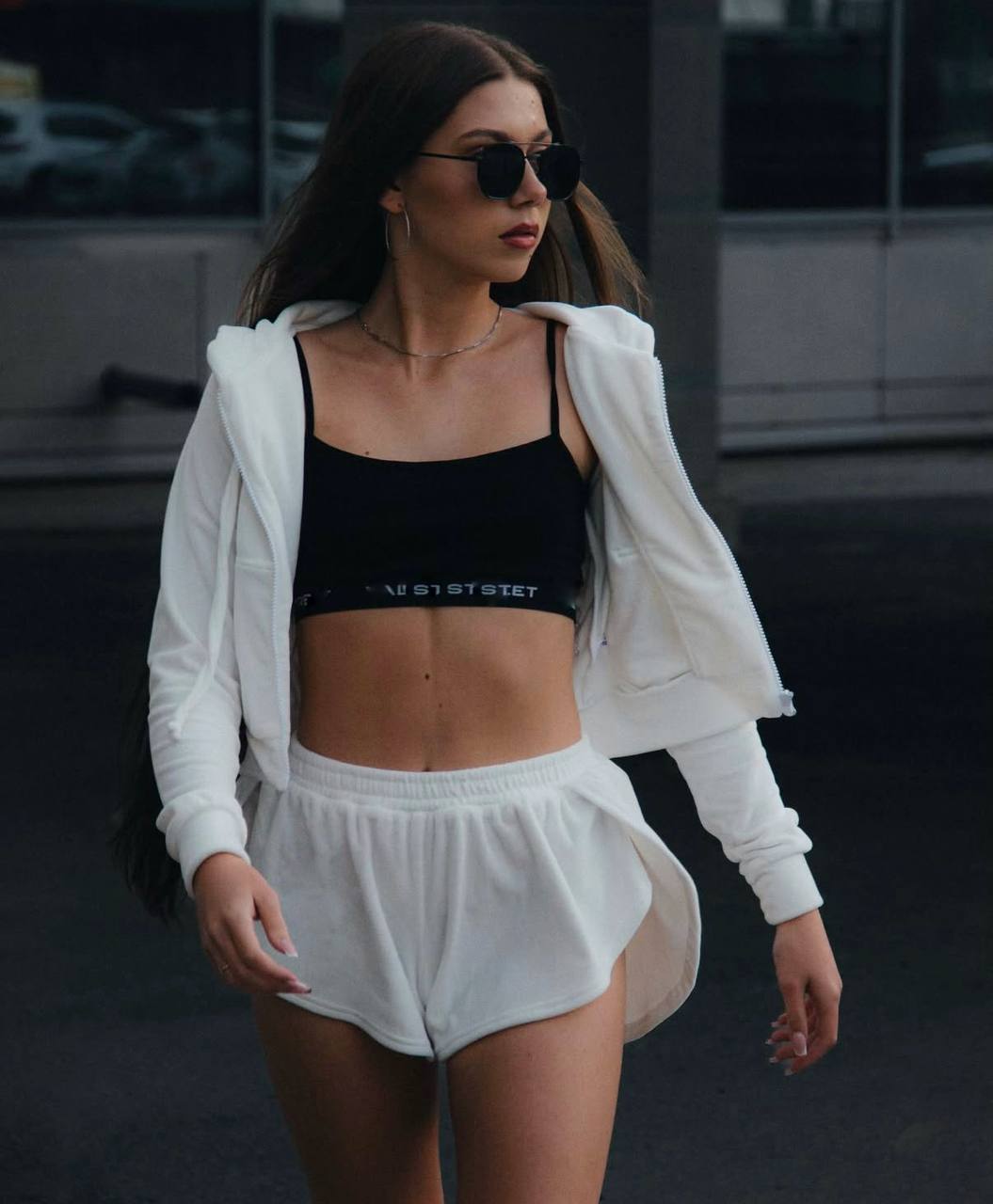 36bf9342-3f20-11f0-8622-dee18ff4e8c0_2