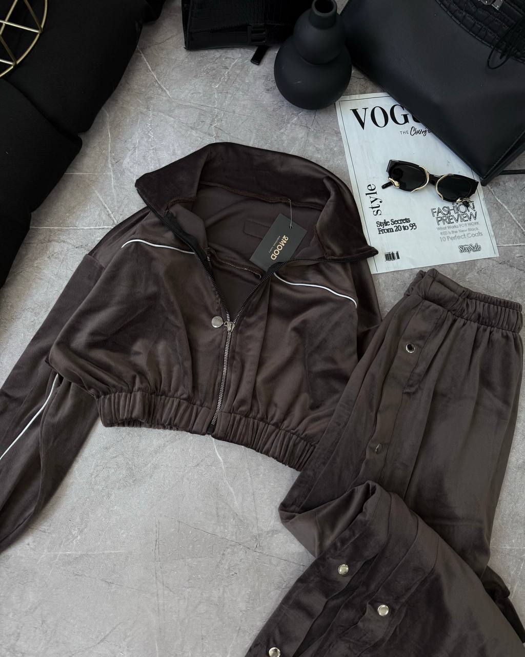 37573f40-7927-11f0-8624-dee18ff4e8c0_2