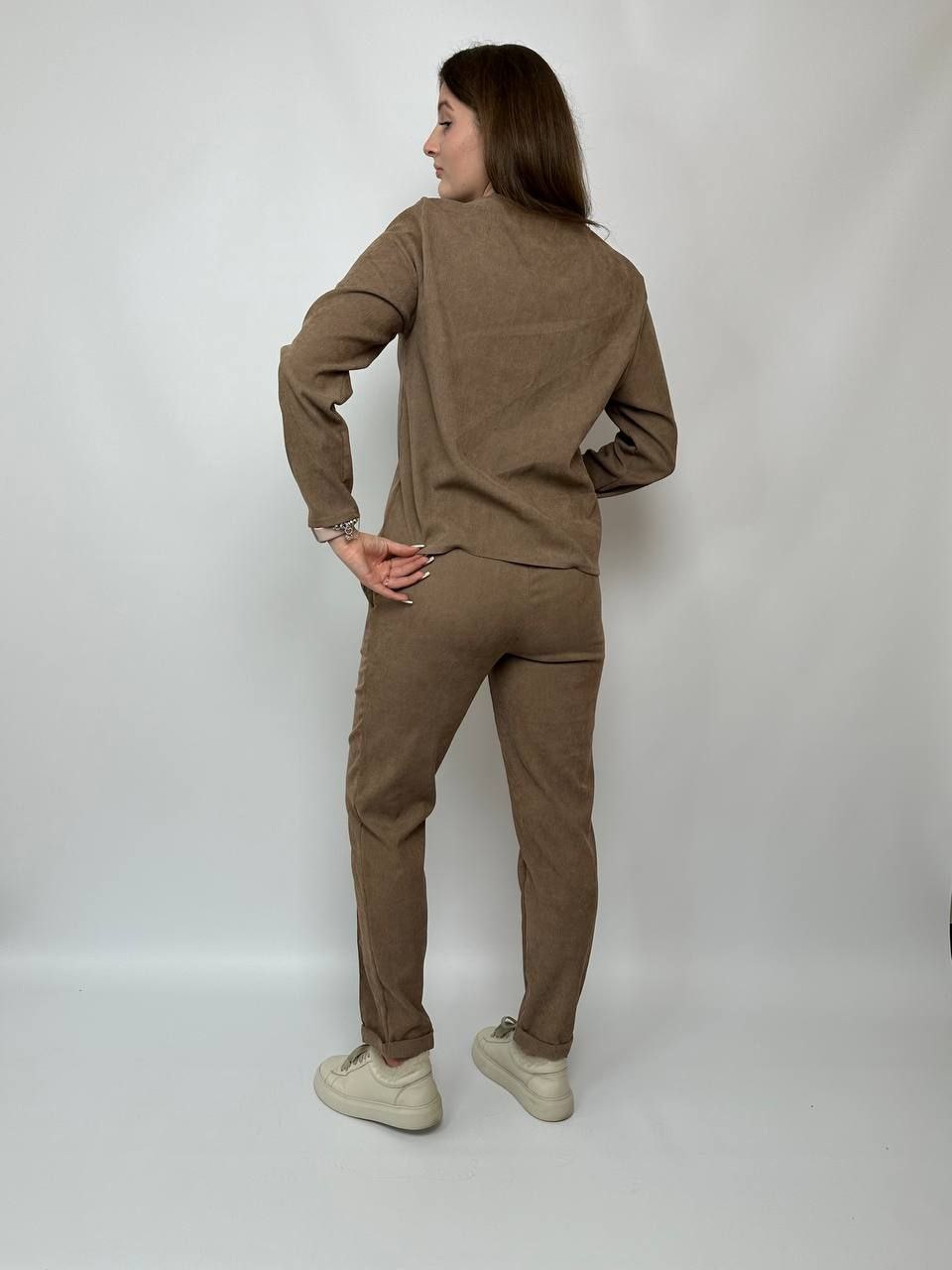 38798b30-d424-11ee-ad50-166b0be12ee5_1