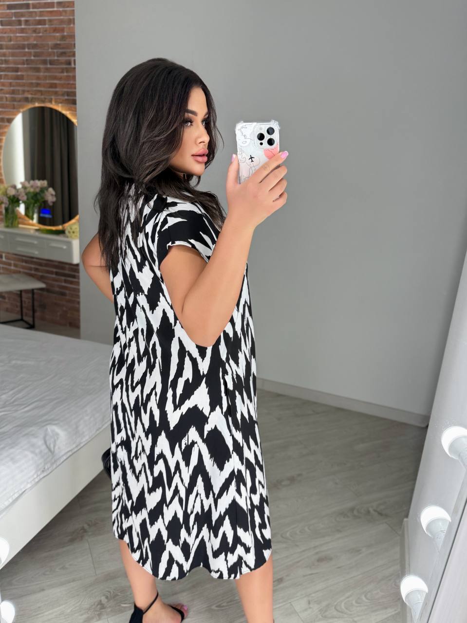 399589c5-1e9c-11f0-8621-dee18ff4e8c0_2