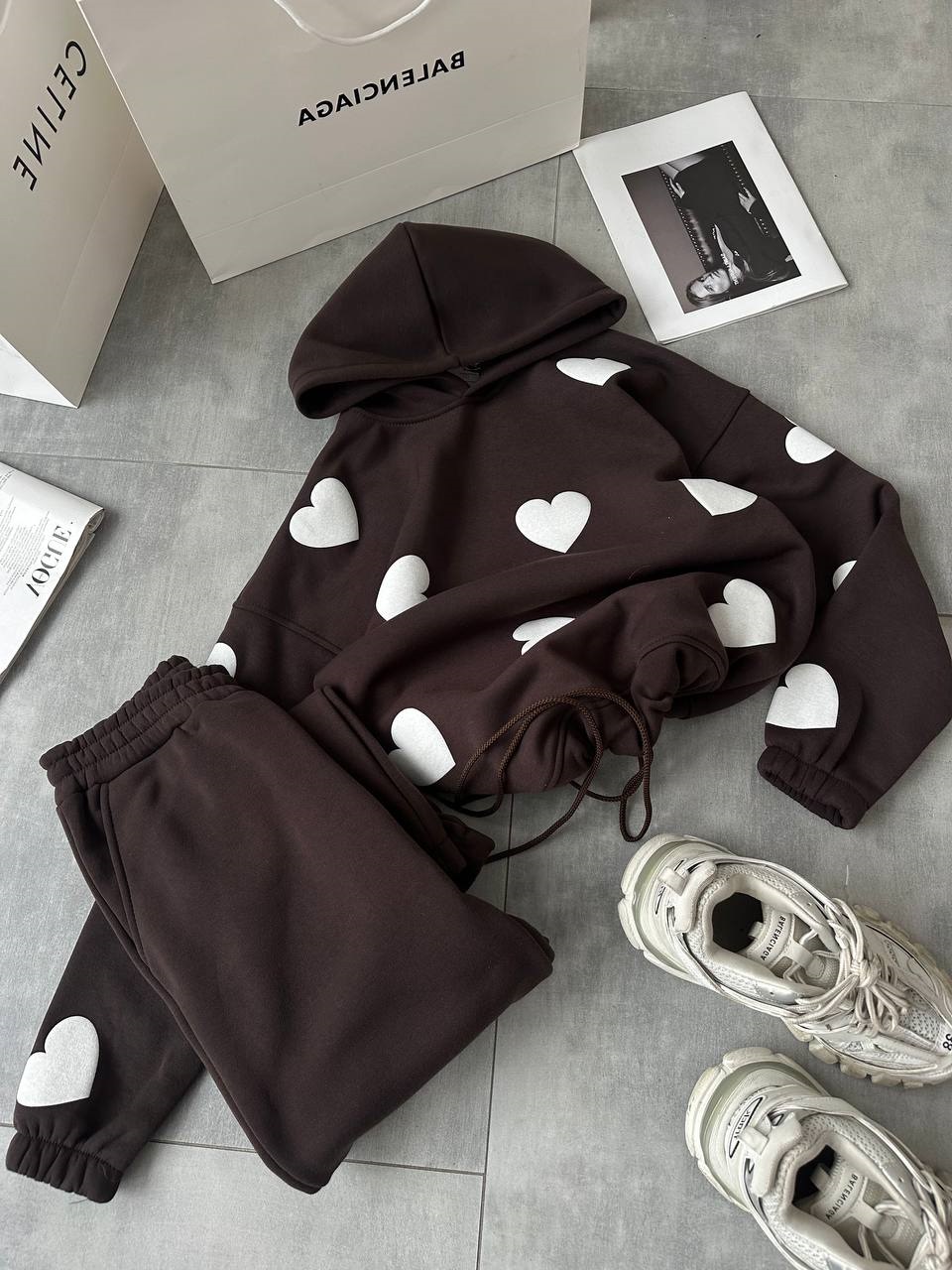 3b72412f-da8a-11ef-8621-dee18ff4e8c0_1