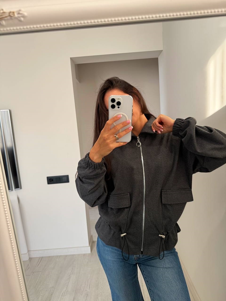 3b9940f2-7662-11f0-8624-dee18ff4e8c0_1