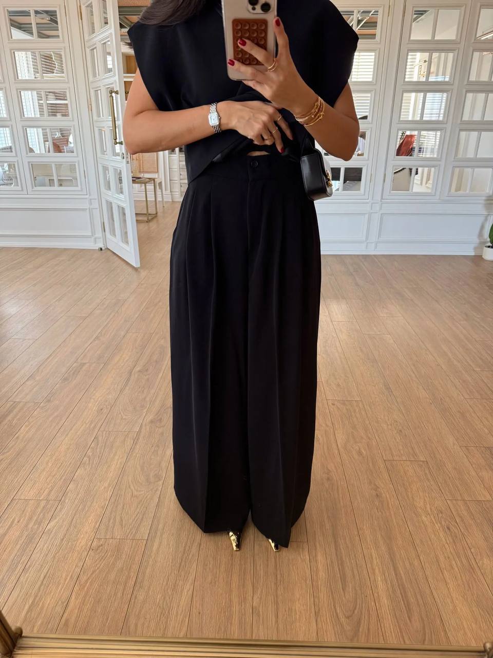 3bd3b3d6-0ca5-11f0-8621-dee18ff4e8c0_1