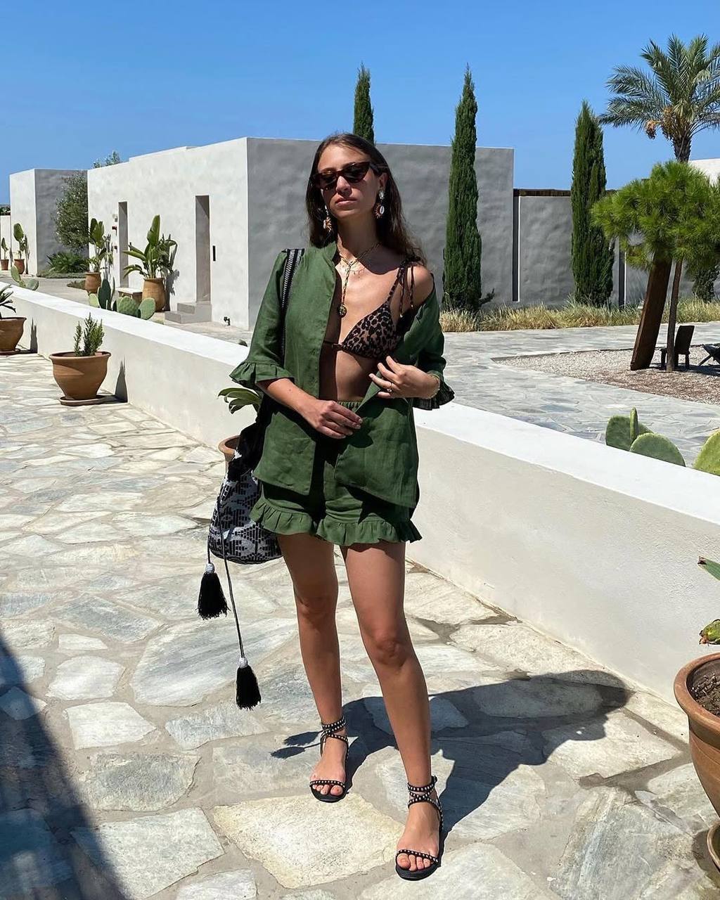 3ca08c71-2744-11f0-8622-dee18ff4e8c0_1