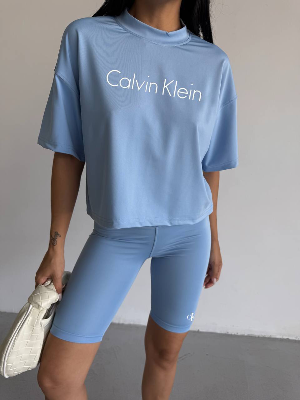 3d2b8332-490c-11f0-8622-dee18ff4e8c0_0