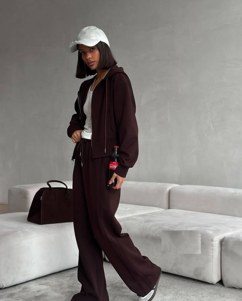 3e18a6de-7528-11f0-8624-dee18ff4e8c0_1