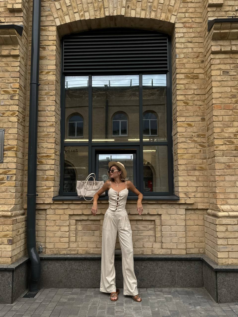 3fa6a7d4-4981-11ef-861c-dee18ff4e8c0_0