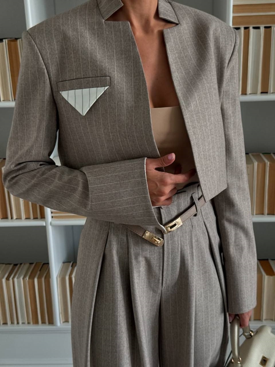 407fee96-79ff-11f0-8624-dee18ff4e8c0_2