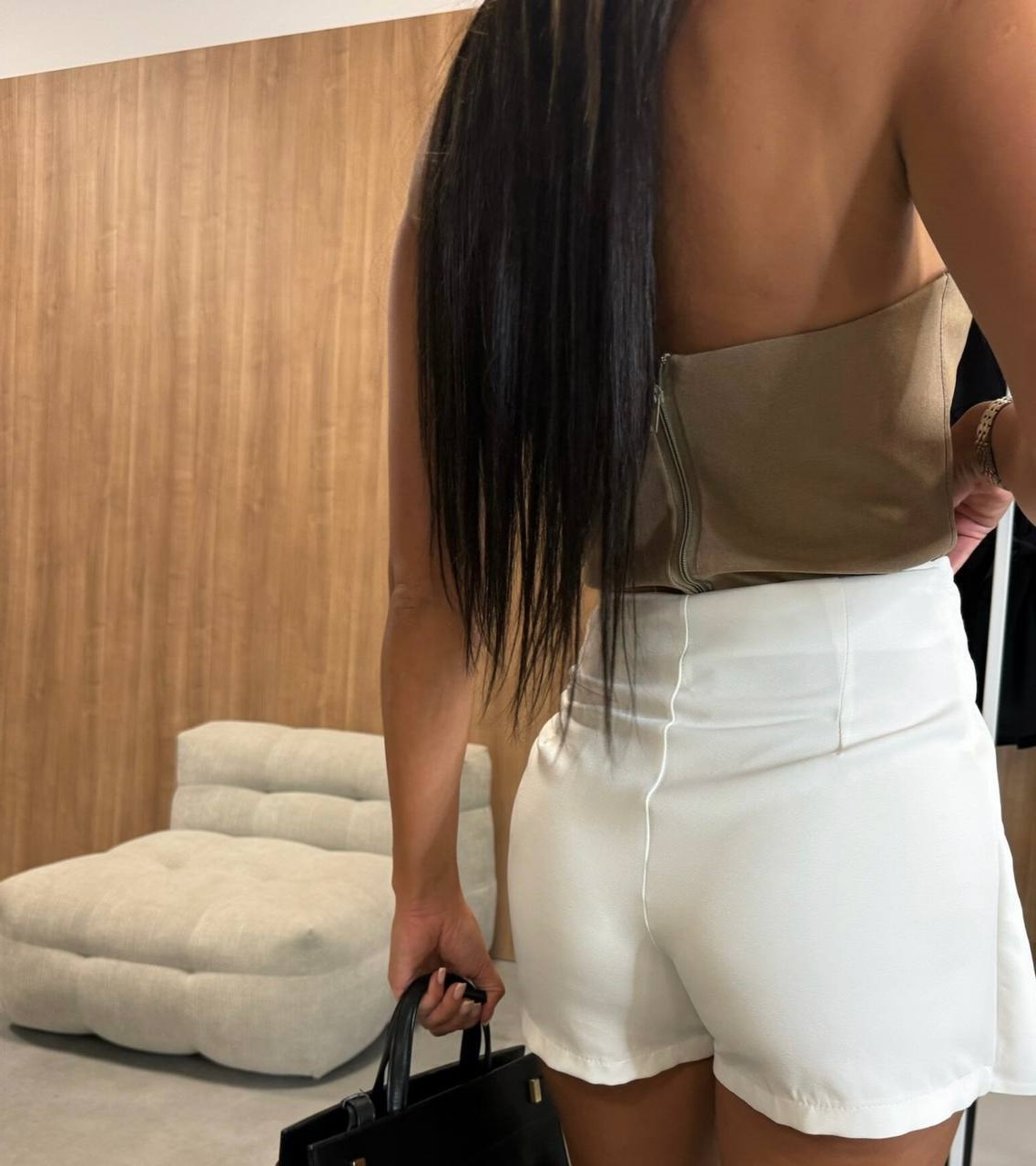 4098b13c-fcae-11ef-8621-dee18ff4e8c0_1