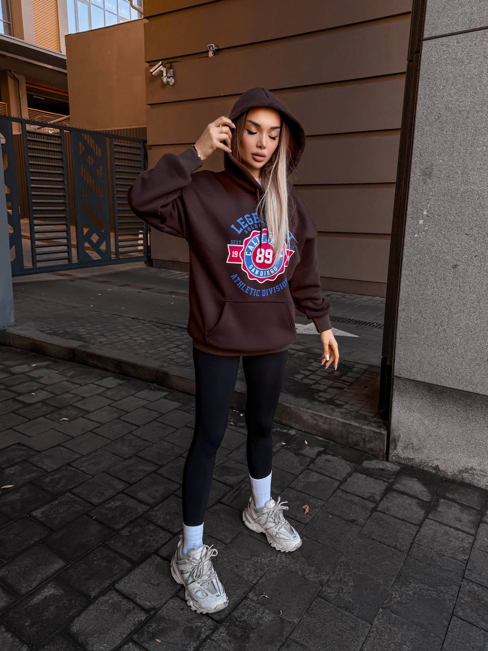 40ea9b37-9e29-11f0-8624-dee18ff4e8c0_1