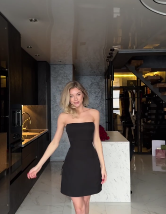 419f37e2-d4c9-11ef-8621-dee18ff4e8c0_1