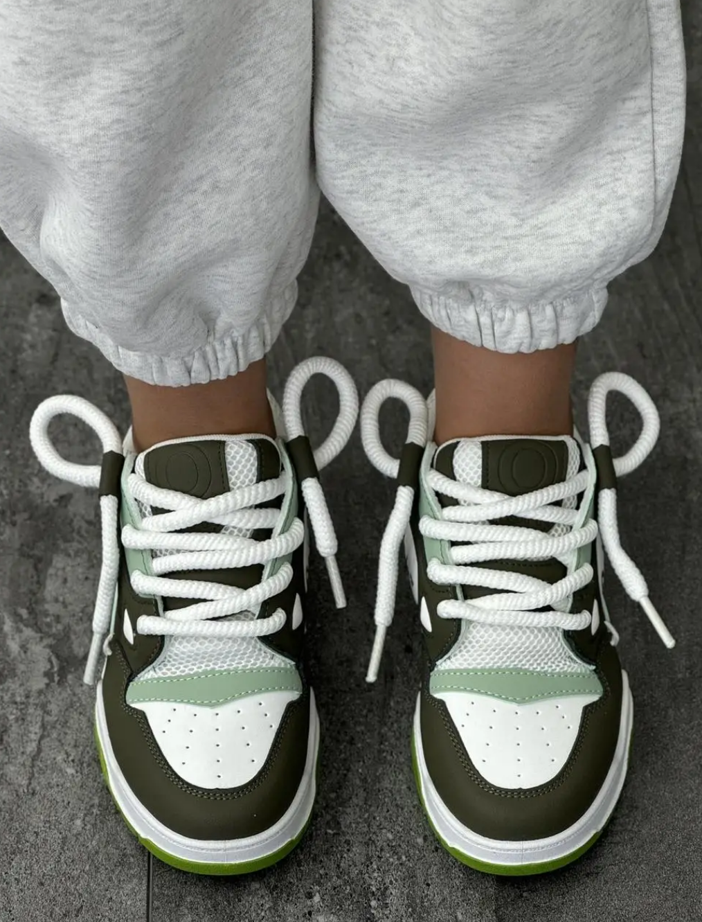 41e2b092-8724-11f0-8624-dee18ff4e8c0_2