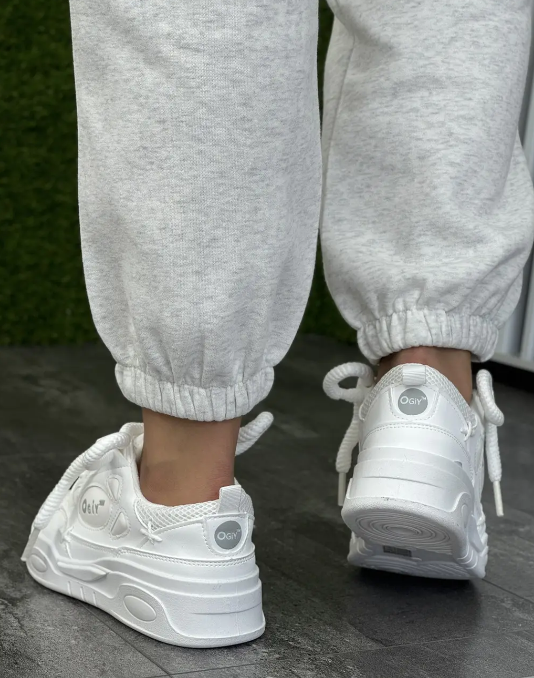 41e2b0ae-8724-11f0-8624-dee18ff4e8c0_2