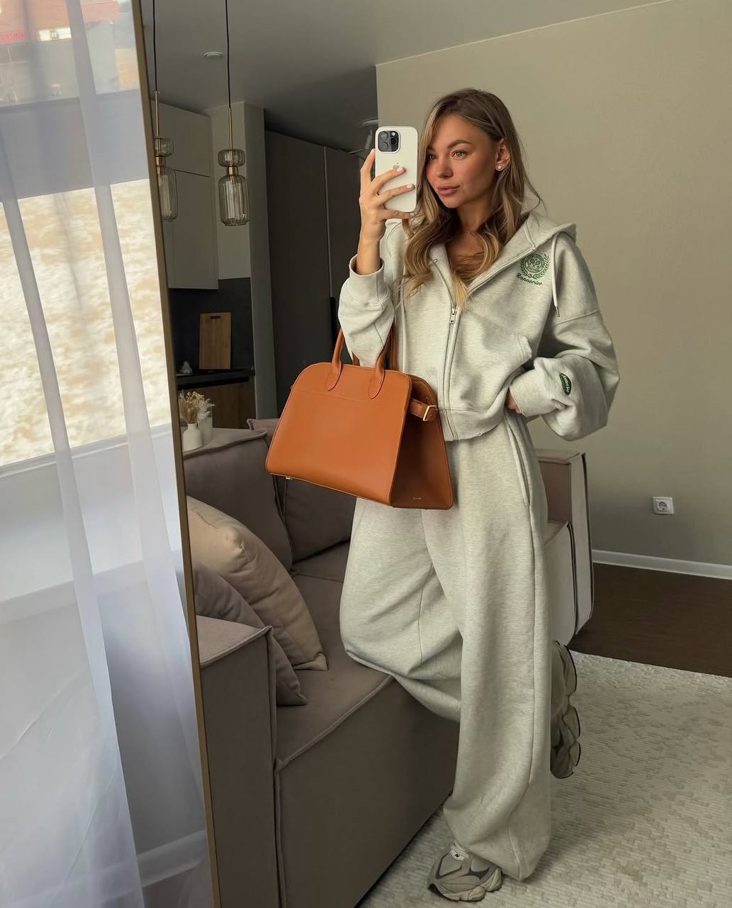 42babd4a-6d72-11f0-8624-dee18ff4e8c0_0