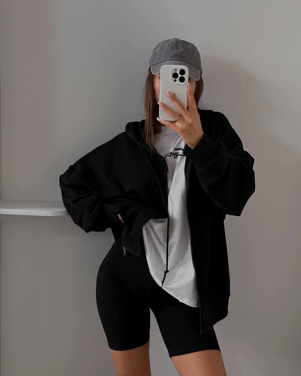 42d8e098-6d61-11ef-861f-dee18ff4e8c0_1