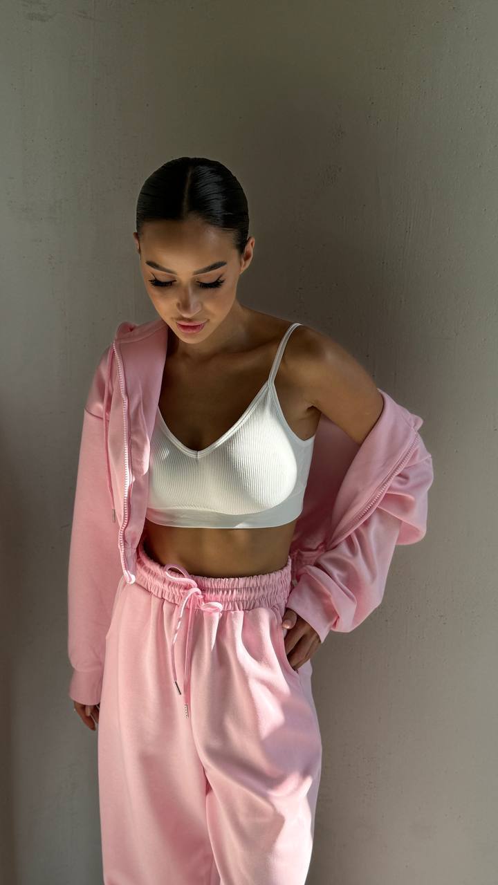 4312337e-5369-11ef-861c-dee18ff4e8c0_1