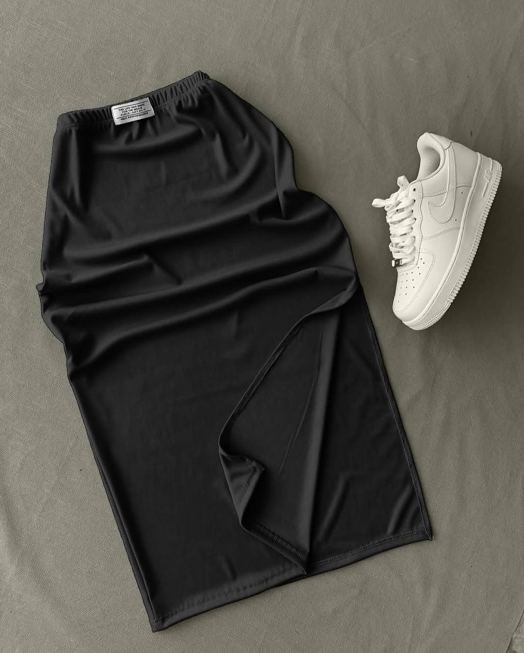 4351437c-3683-11f0-8622-dee18ff4e8c0_1