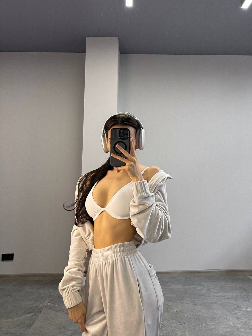 435be6b8-ae8a-11ef-8620-dee18ff4e8c0_1