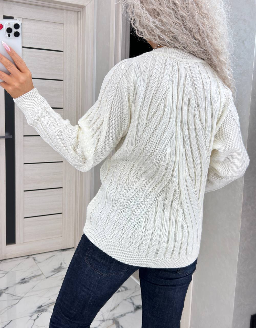 43f93b42-f46e-11ef-8621-dee18ff4e8c0_1