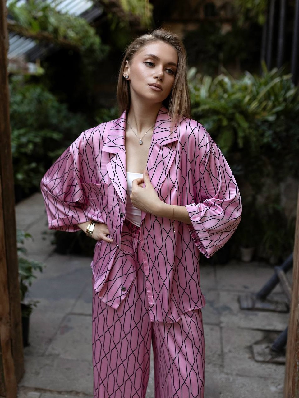 460f28c4-4025-11f0-8622-dee18ff4e8c0_2