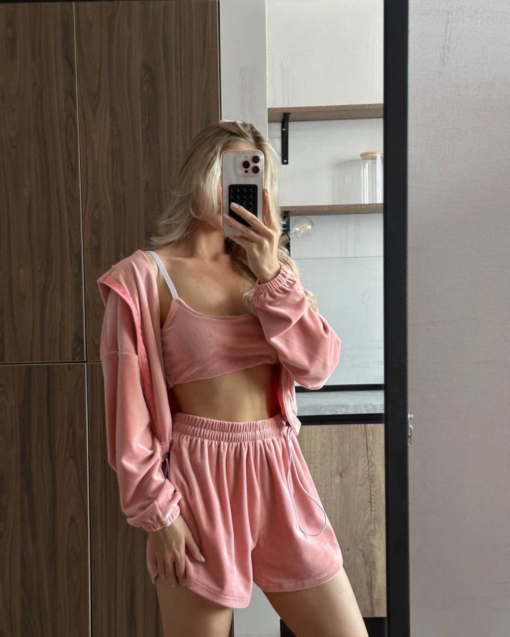 49d9d6bc-4072-11f0-8622-dee18ff4e8c0_2