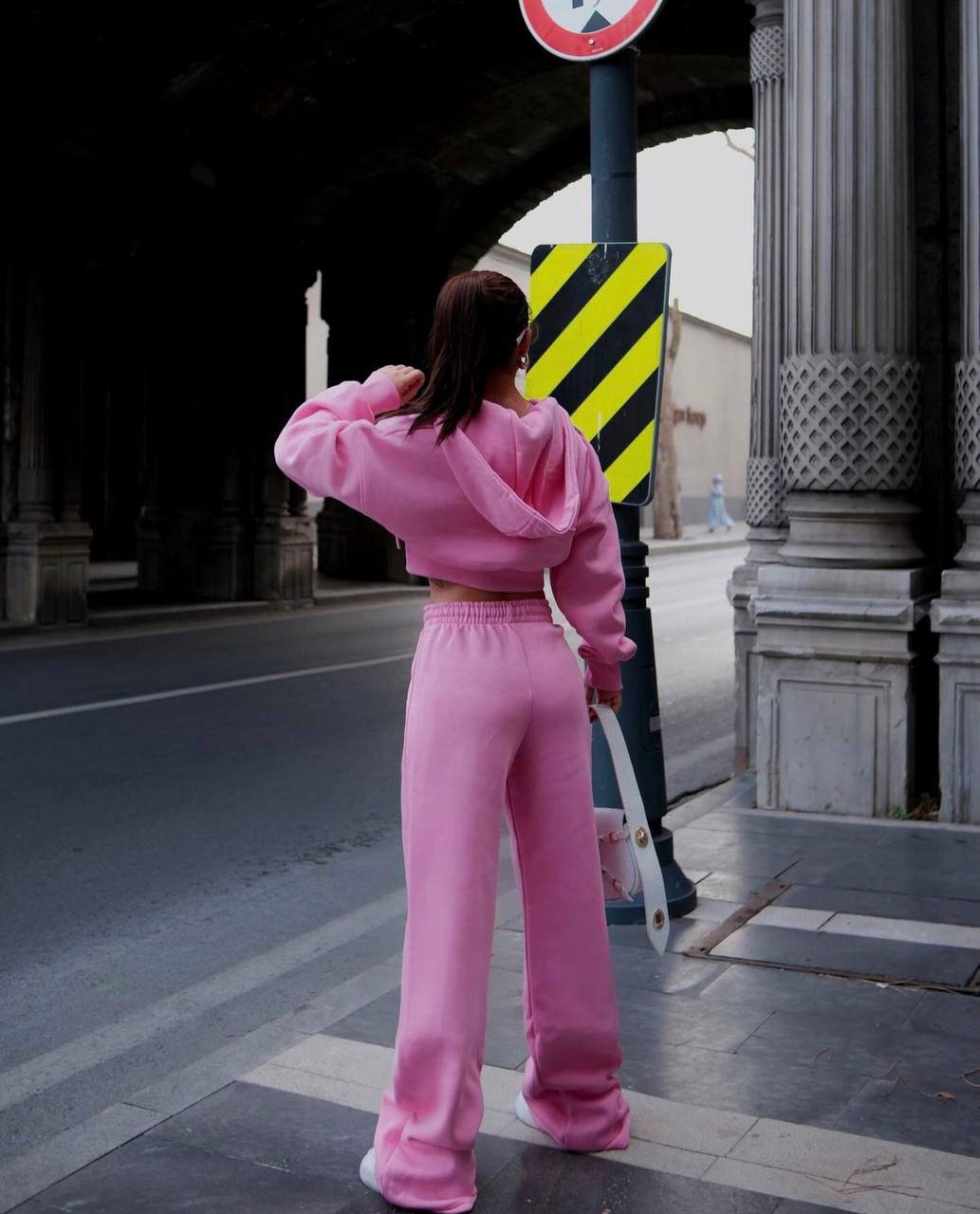 4a424391-8e9e-11ef-8620-dee18ff4e8c0_1