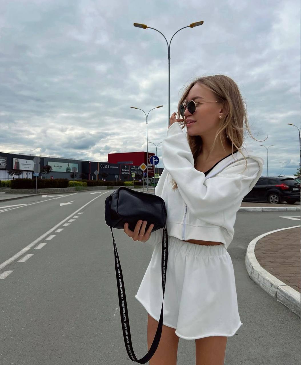 4b35868e-ff32-11ee-ad77-166b0be12ee5_1