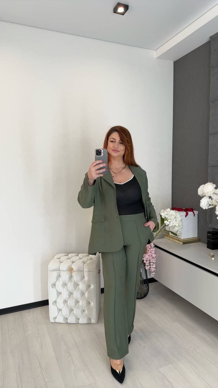 4b52cfad-f6bd-11ef-8621-dee18ff4e8c0_2