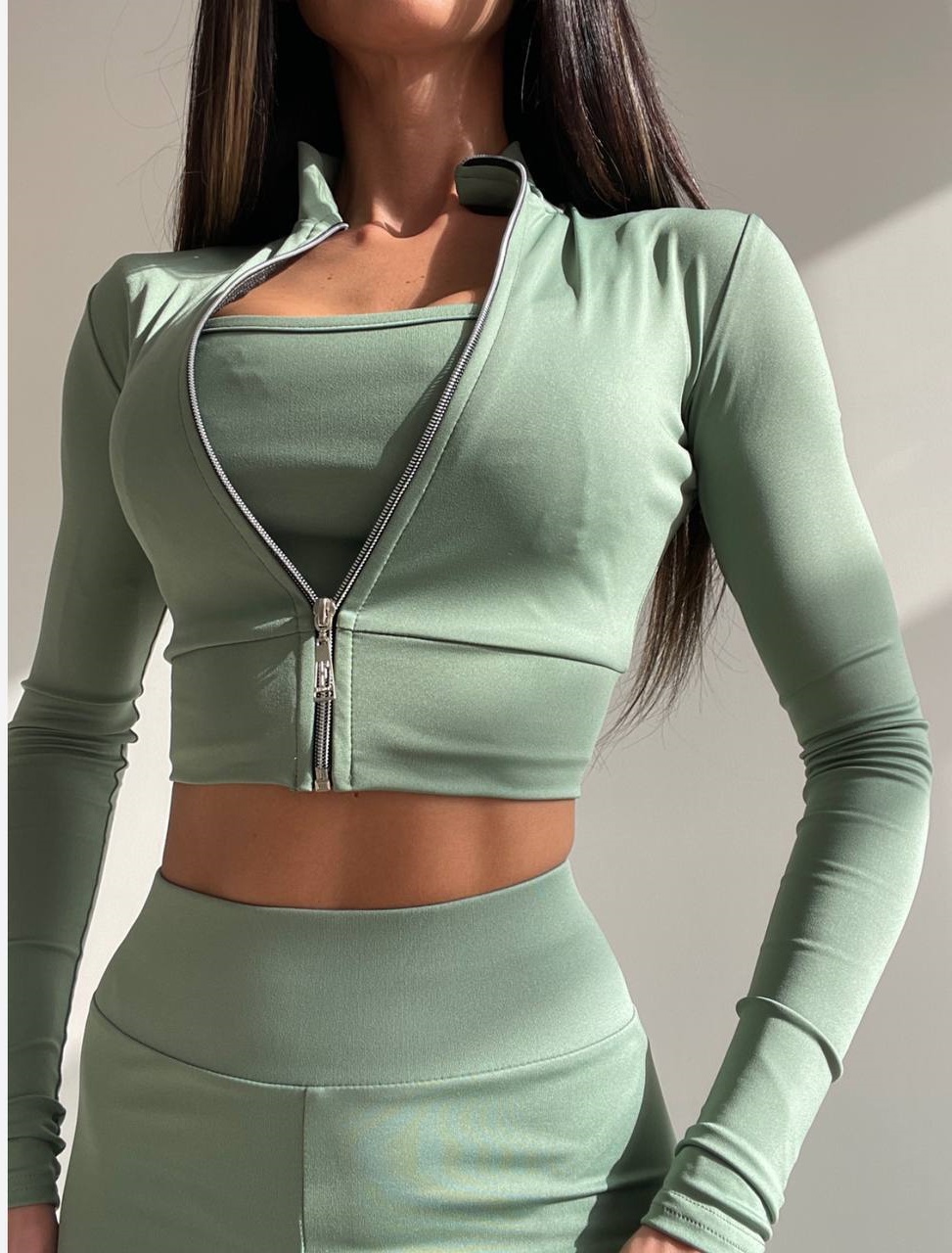 4b7c4521-181a-11ef-ad89-166b0be12ee5_4