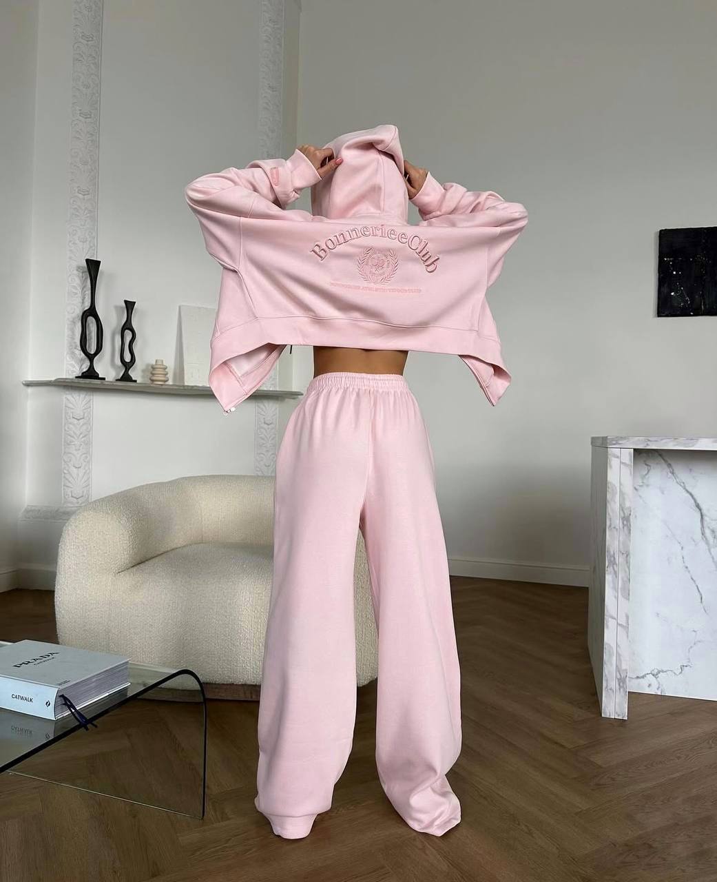 4c0ab655-42a5-11f0-8622-dee18ff4e8c0_1