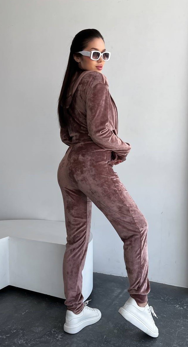 4c5a2743-ca84-11ed-aceb-166b0be12ee5_1