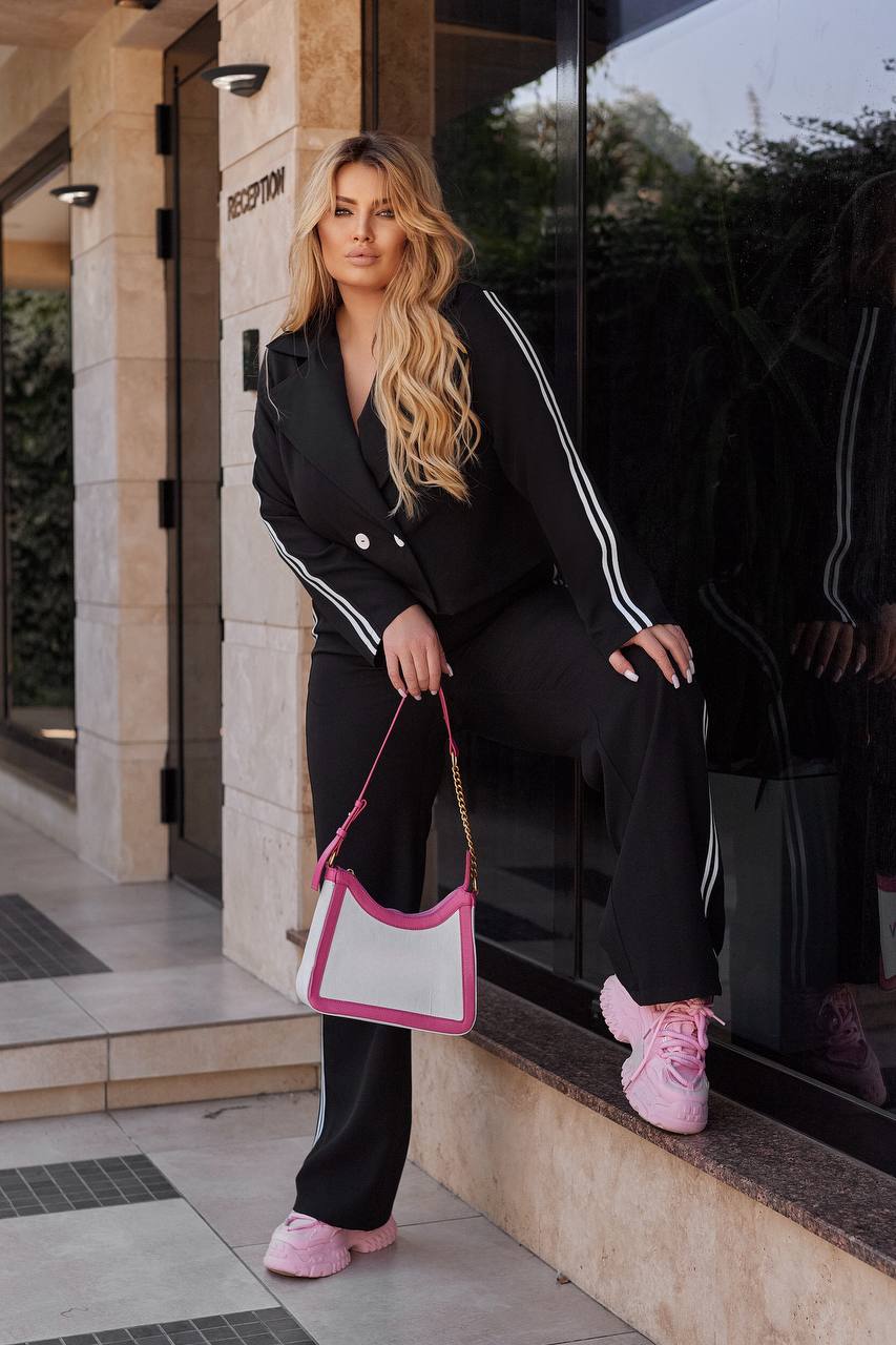 5083070e-67e6-11ef-861f-dee18ff4e8c0_1