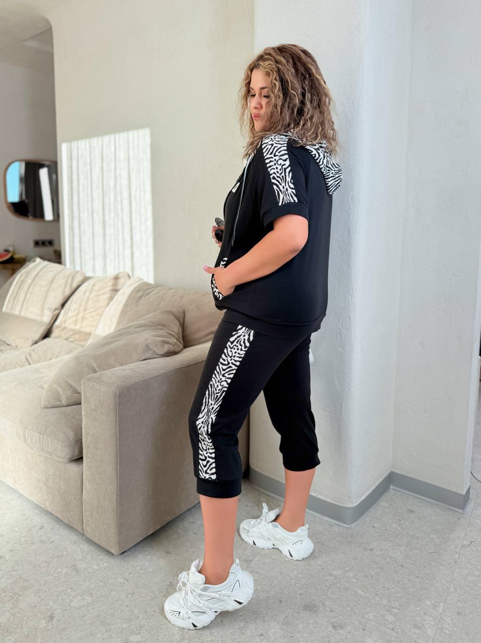 52d44e3c-2b6a-11f0-8622-dee18ff4e8c0_2