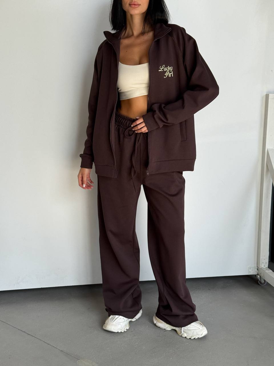 5474a442-8f28-11f0-8624-dee18ff4e8c0_2