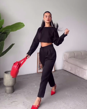 56bfe005-e865-11ef-8621-dee18ff4e8c0_1