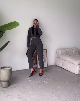 56bfe00d-e865-11ef-8621-dee18ff4e8c0_2