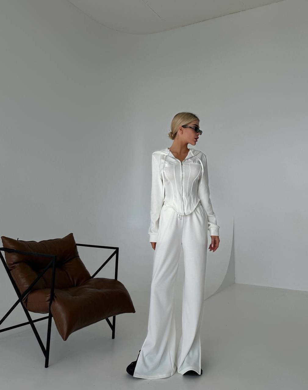 57943a4c-9519-11ef-8620-dee18ff4e8c0_0