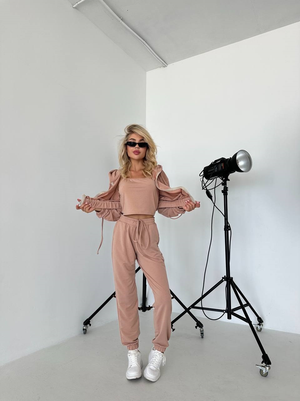 5b217a7e-4e87-11ef-861c-dee18ff4e8c0_3