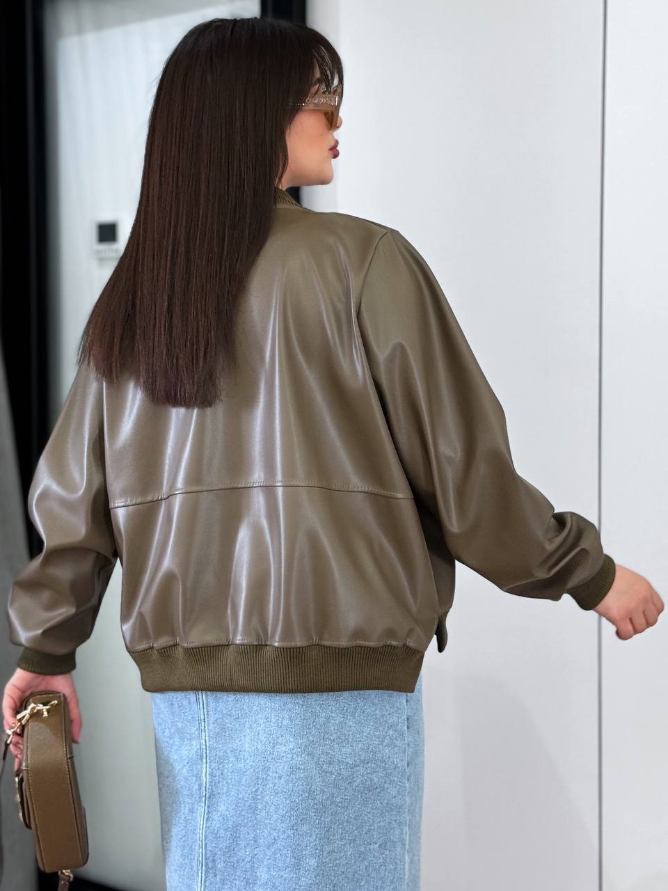 5be49010-dd71-11ee-ad52-166b0be12ee5_1