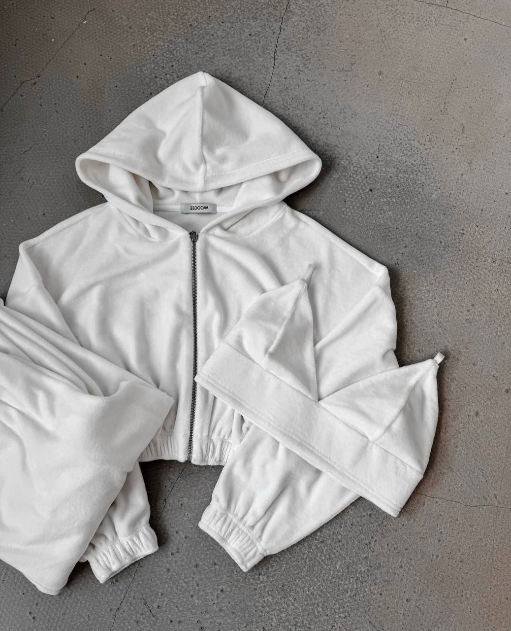 5d087012-427b-11f0-8622-dee18ff4e8c0_1