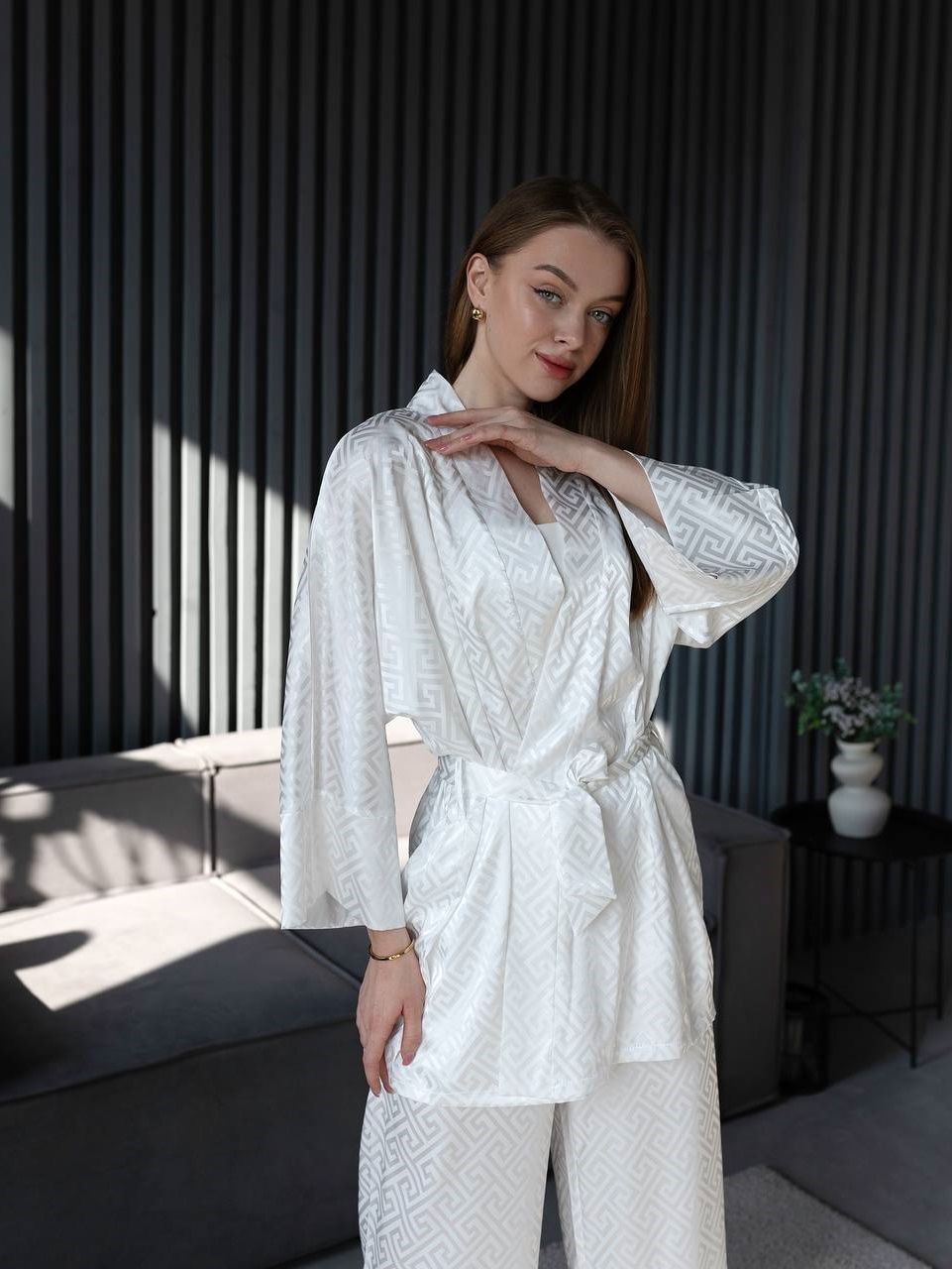 5defc4ac-1b3b-11f0-8621-dee18ff4e8c0_2