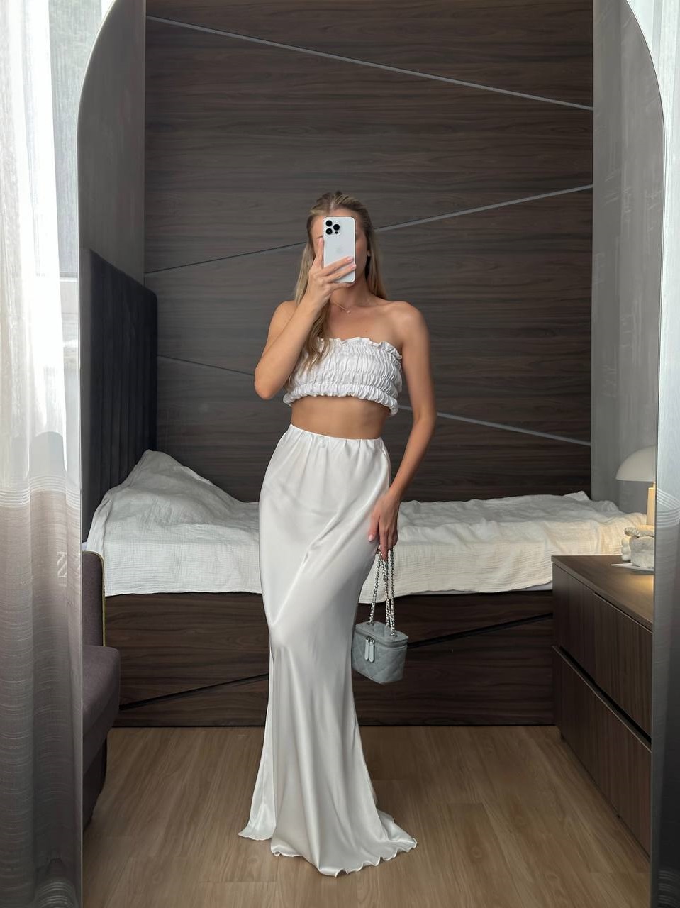 5e381727-3ff0-11f0-8622-dee18ff4e8c0_1