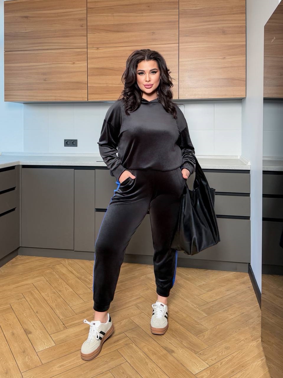 5edf250a-dbcd-11ef-8621-dee18ff4e8c0_1