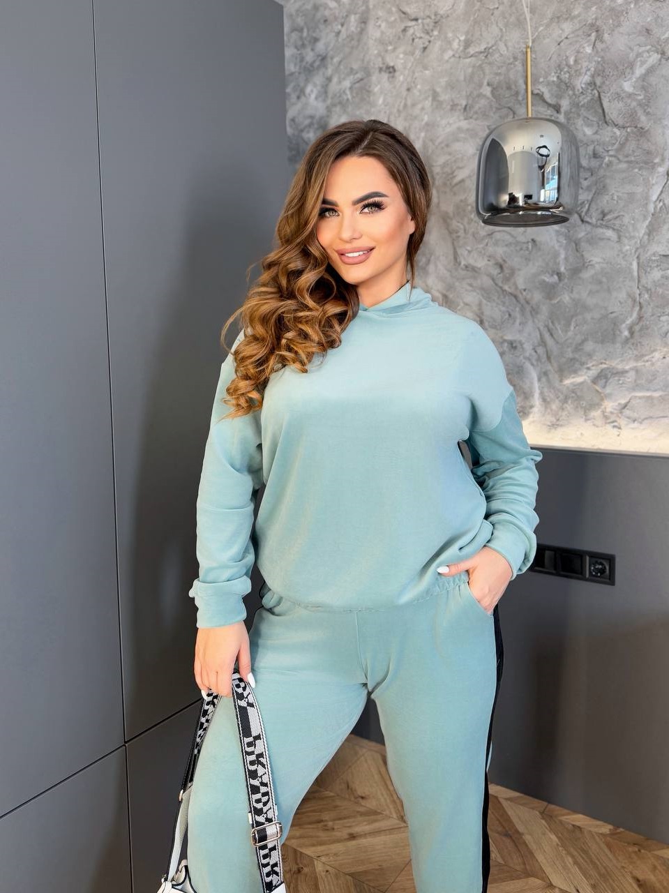 5edf2514-dbcd-11ef-8621-dee18ff4e8c0_2